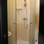 Breeze Hotel *